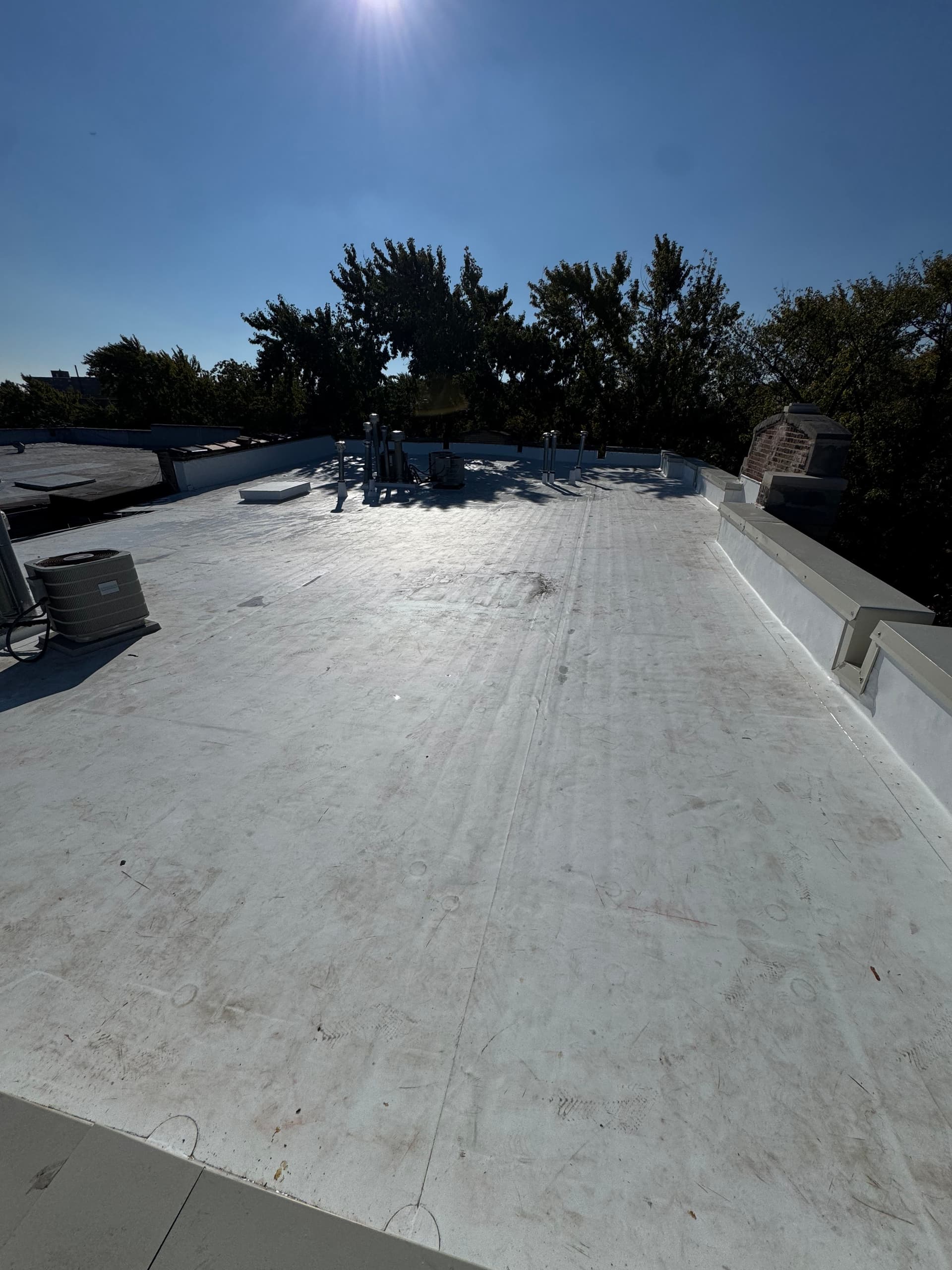 Gallery photos for Flat Roof Replacement for Chicago Apartment Complex: Image #2