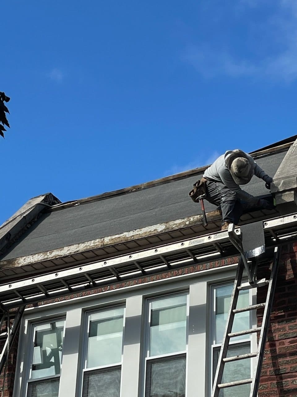 Tile Roof Replacement in Chicago