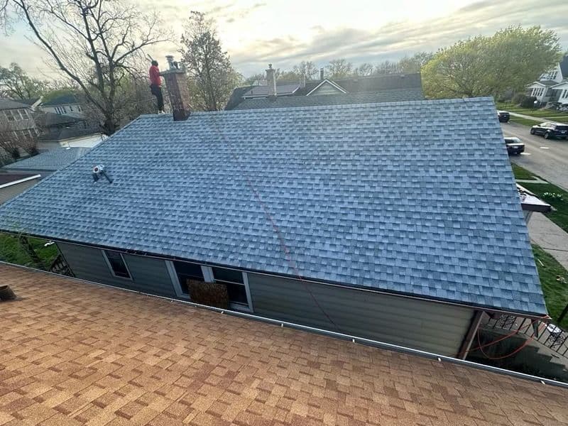 Gallery photos for Impressive Roof Makeover in Chicago: Image #2