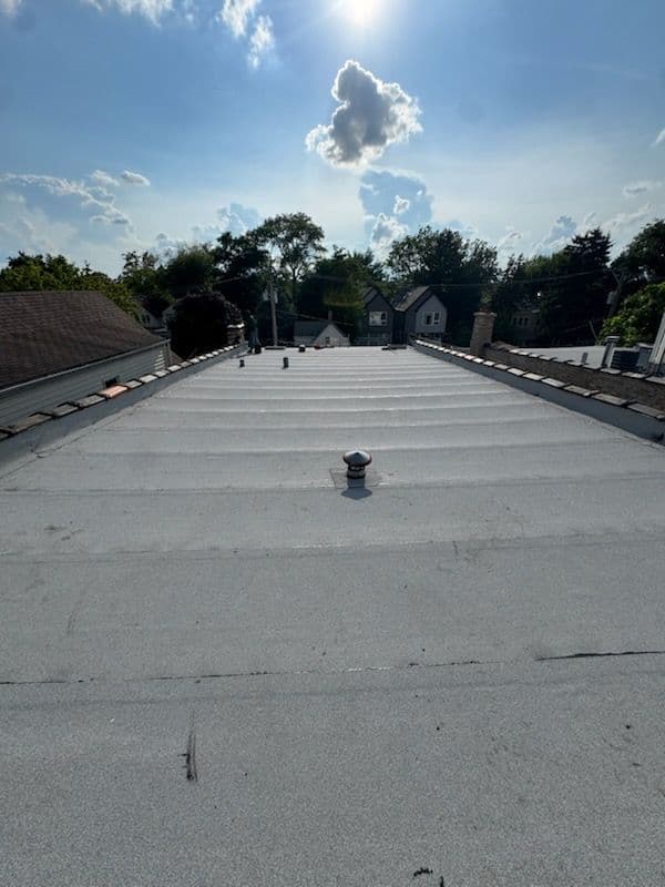 Flat Roof Tear Off and Replacement in Chicago image
