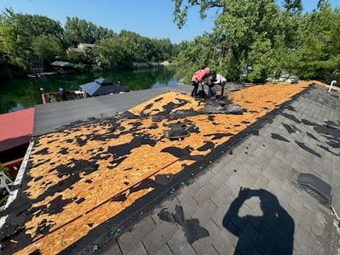 Gallery photos for Reddick Home Gets Asphalt Shingle Makeover: Image #1