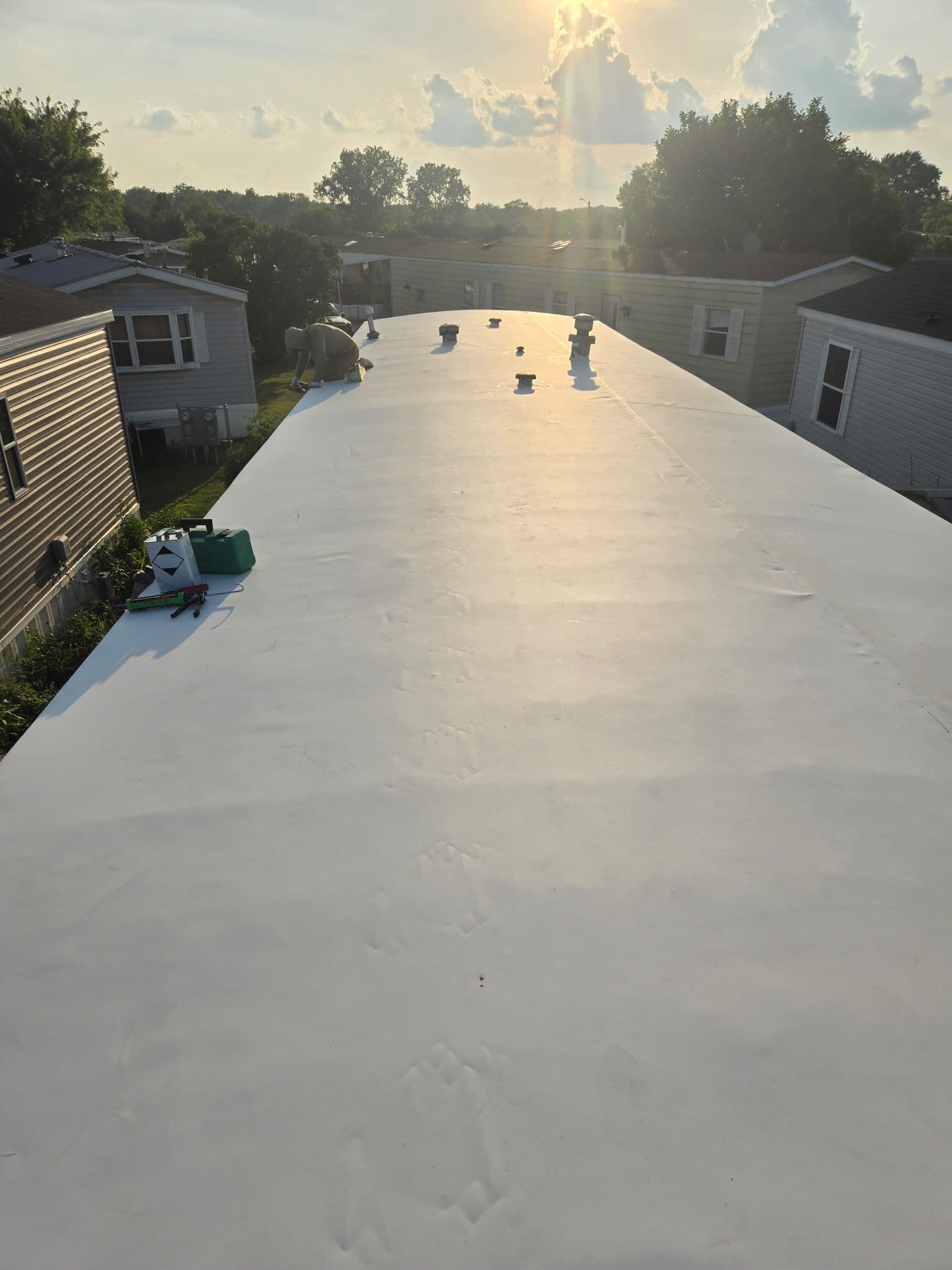 Gallery photos for Seamless Mobile Home TPO Roofing in West Chicago: Image #1